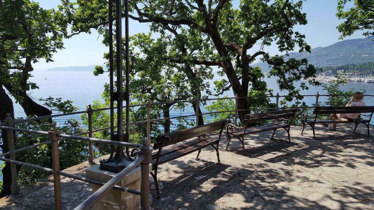Apartment Greenhouse Opatija Exterior photo